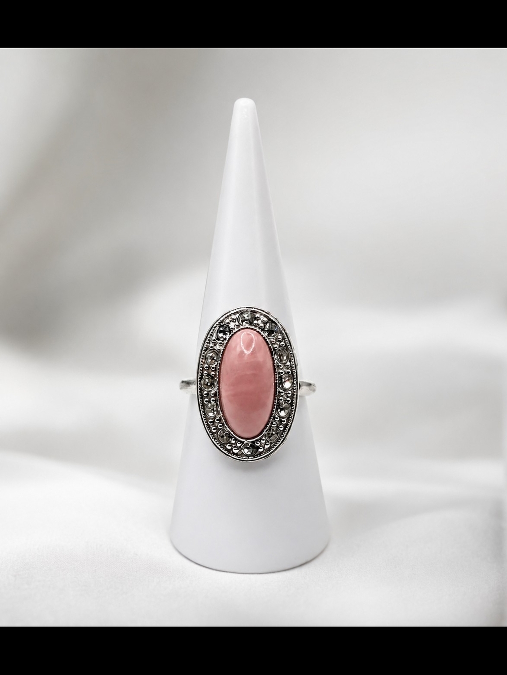 Vintage Avon Pink Cabochon Ring – Silver Tone – Approx. Size 8
